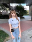 刚到乖巧妹子