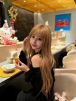 米兰最大最高端的华人娱乐场，有十几位最漂亮年轻的女孩子供您选择，商务宴请陪酒，包厢陪嗨，酒店过夜快餐都可以安排，欢迎各位老板下单