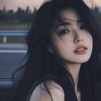 普拉托新品上市 性感女神