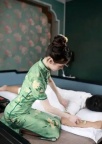 你的crush来咯，她平易近人。