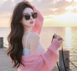 13区高楼新来妹儿?‍ 性格活泼开朗，服务态度超好，专业穴位按摩，手法到位！ 放松解压就找她，记得提前预约哦～